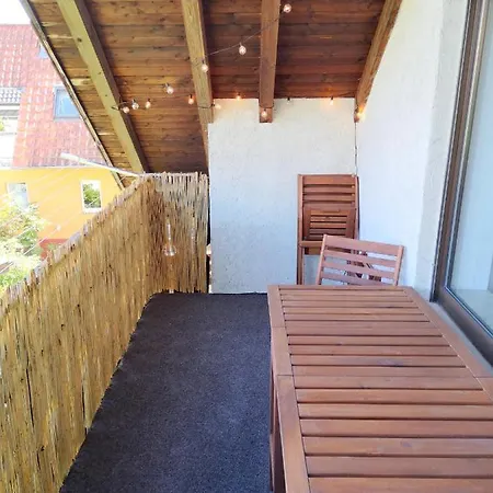 Family-Apartment Mit Balkon, Kueche, Parkplatz & Waschmaschine Offenburg Exterior photo