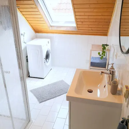 Family-Apartment Mit Balkon, Kueche, Parkplatz & Waschmaschine Offenburg Exterior photo