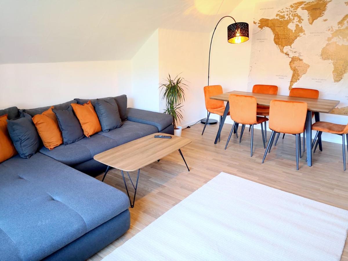 Family-apartment Mit Balkon, Kueche, Parkplatz & Waschmaschine Apartment *