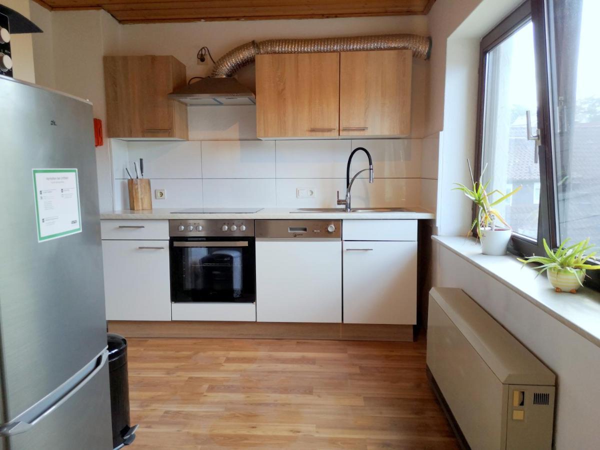 Apartment Family-apartment Mit Balkon, Kueche, Parkplatz & Waschmaschine *