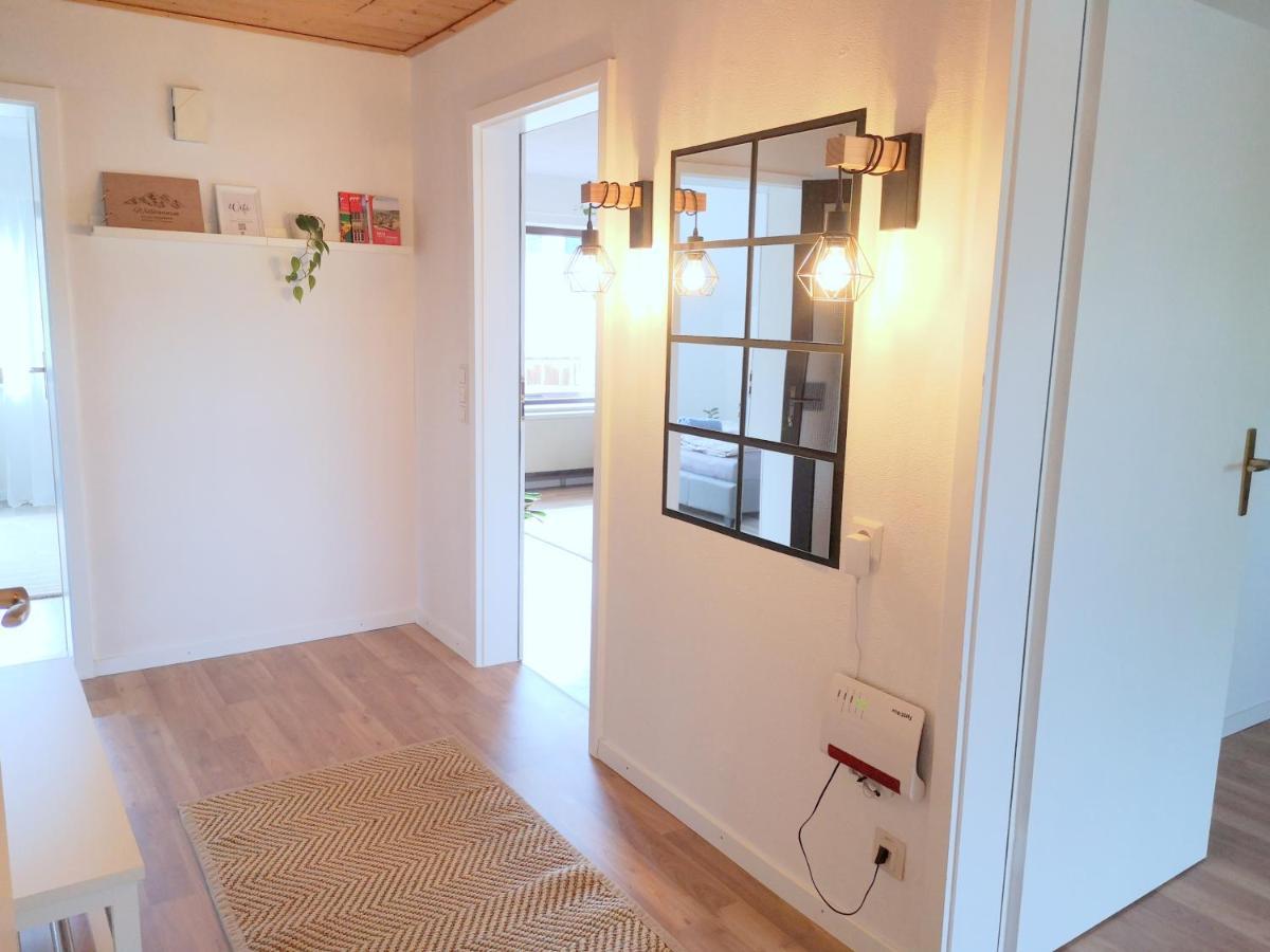 Family-apartment Mit Balkon, Kueche, Parkplatz & Waschmaschine Apartment *