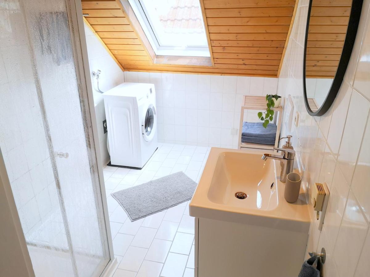 Family-apartment Mit Balkon, Kueche, Parkplatz & Waschmaschine Offenburg